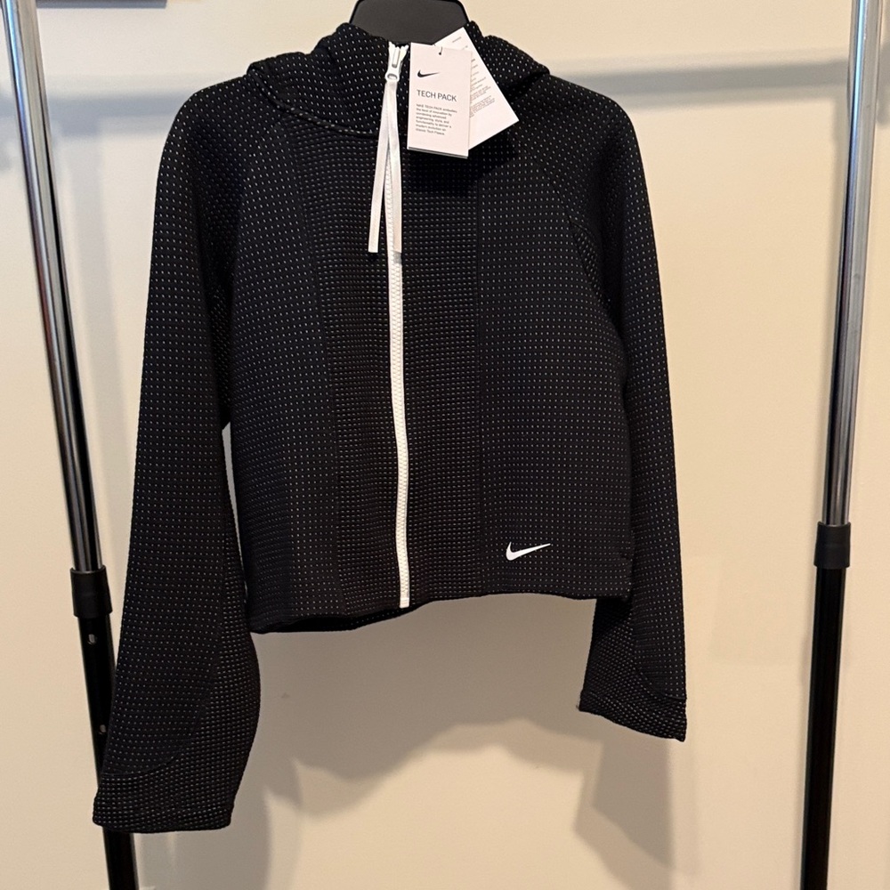 Women Nike Tech Fleece Cropped Hoodie